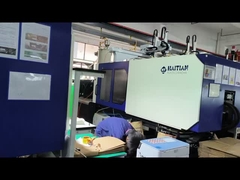 laboratorio di iniezione di plastica